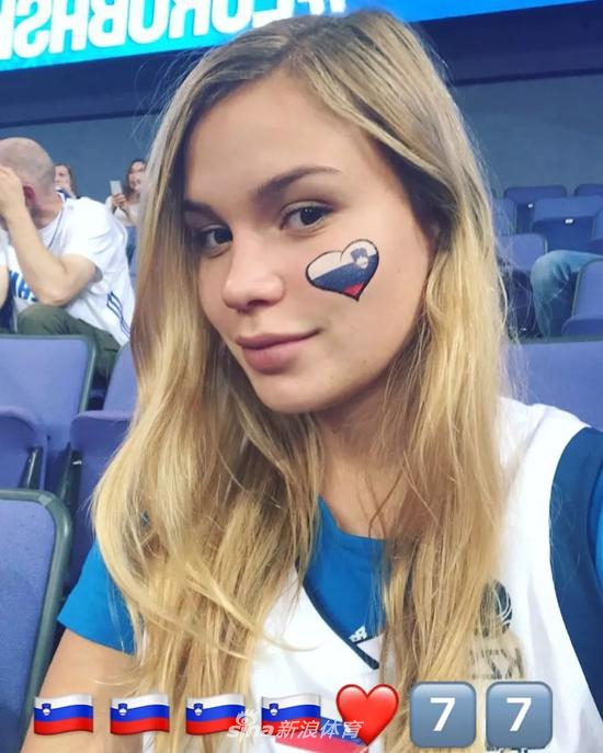 人生赢家东契奇！未来超巨坐拥火辣内衣模特女友