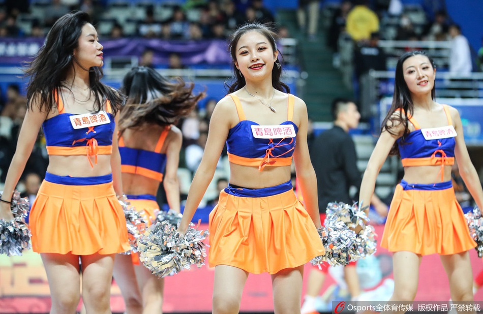 CBA第19轮:篮球宝贝热舞助力球队