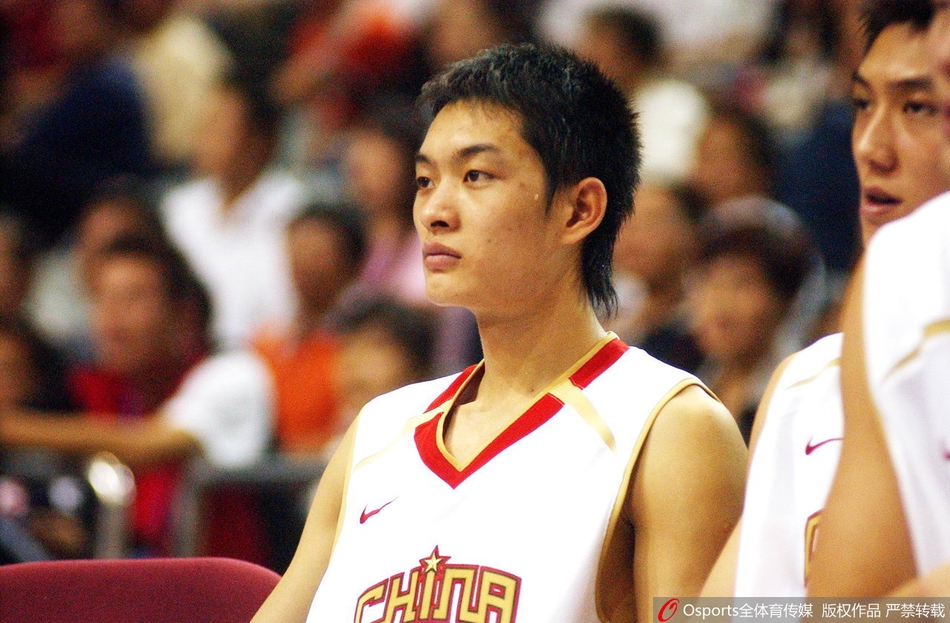 CBA球员青涩照之陈江华