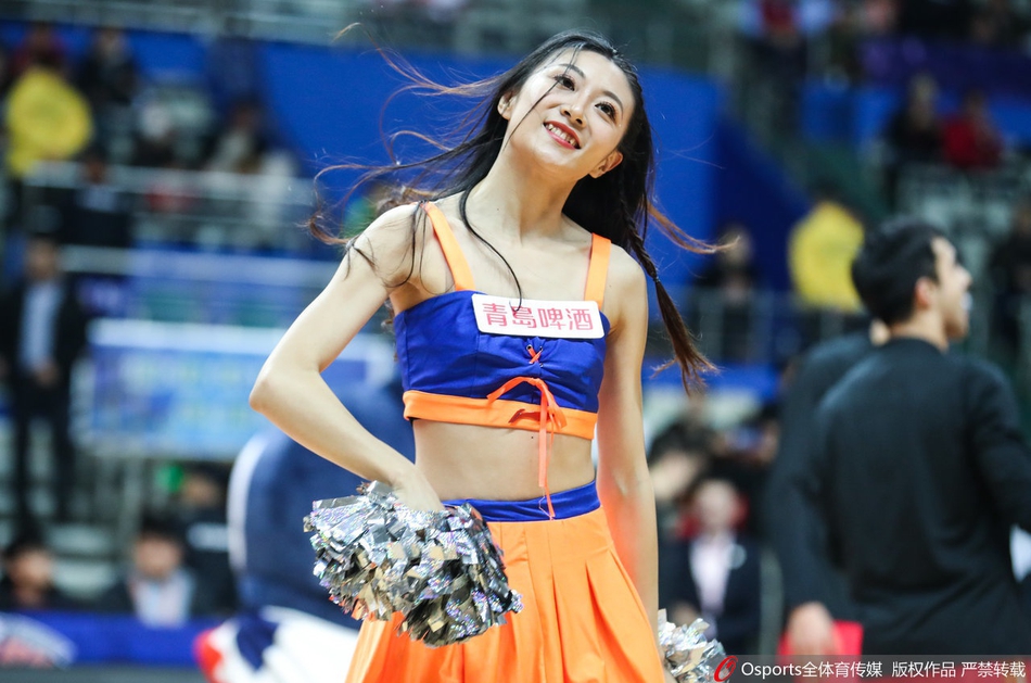 CBA第19轮:篮球宝贝热舞助力球队