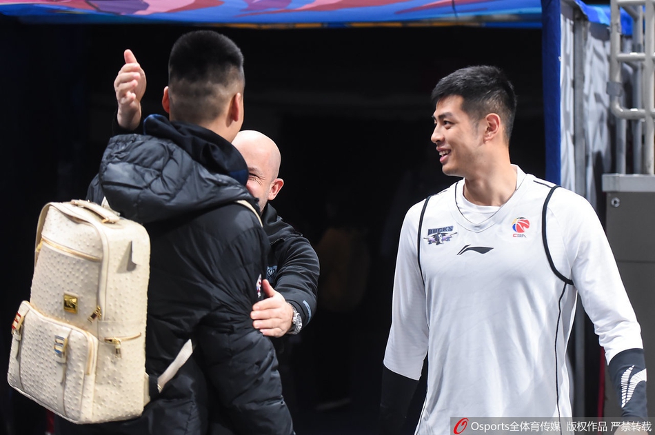 CBA第12轮前瞻:广东队赛前备战训练