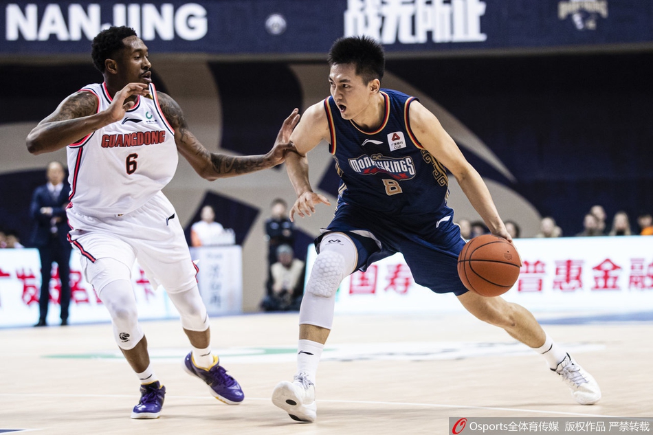 CBA第10轮:同曦VS广东