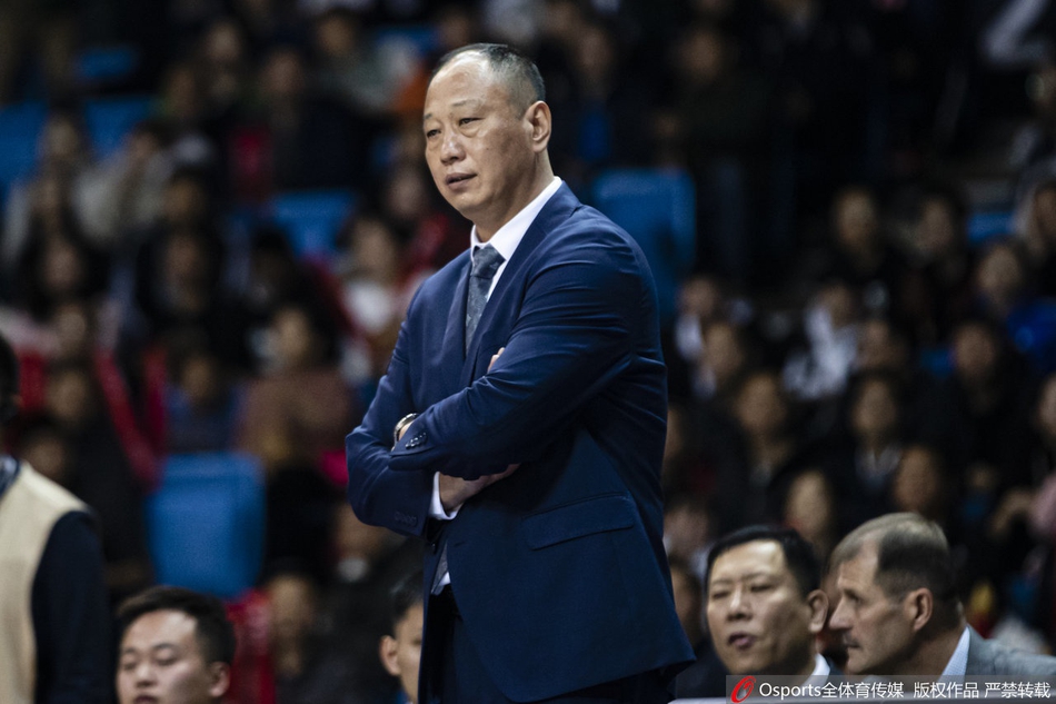 CBA第10轮:同曦VS广东