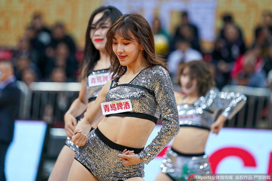 CBA第11轮:篮球宝贝热舞助力