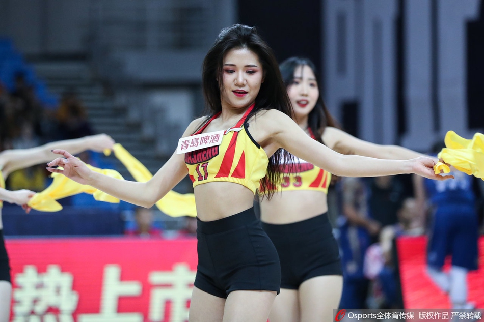 CBA第11轮:篮球宝贝热舞助力