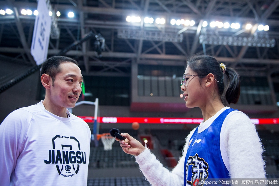 CBA第11轮:胡雪峰大女儿化身小记者采访球员