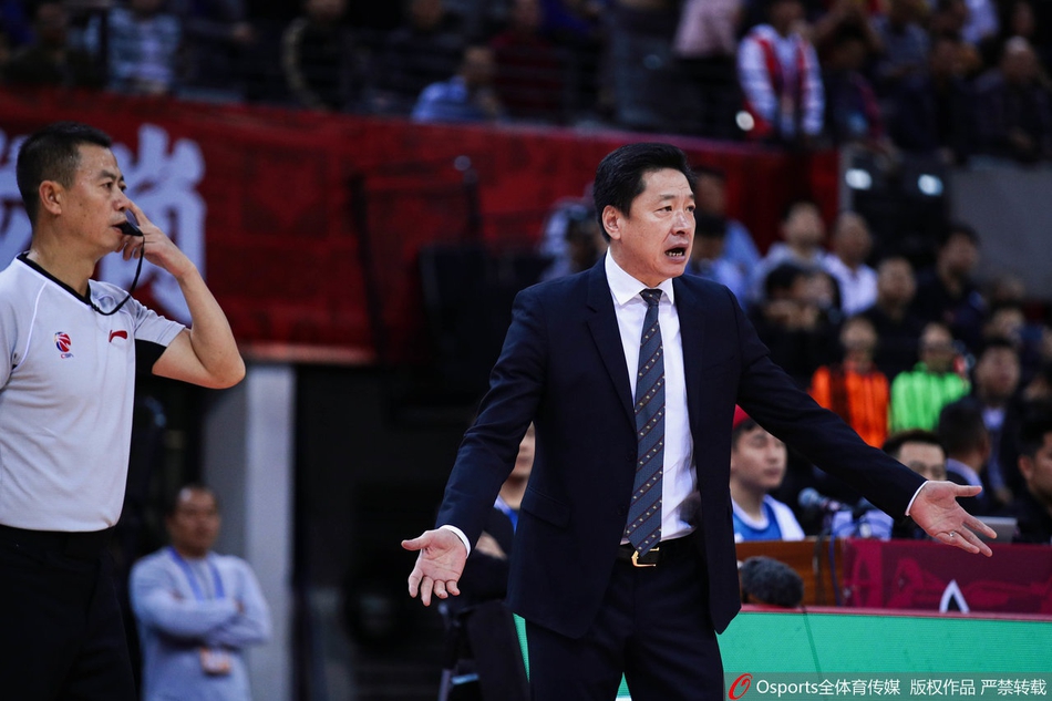 CBA第12轮：深圳113-97广厦