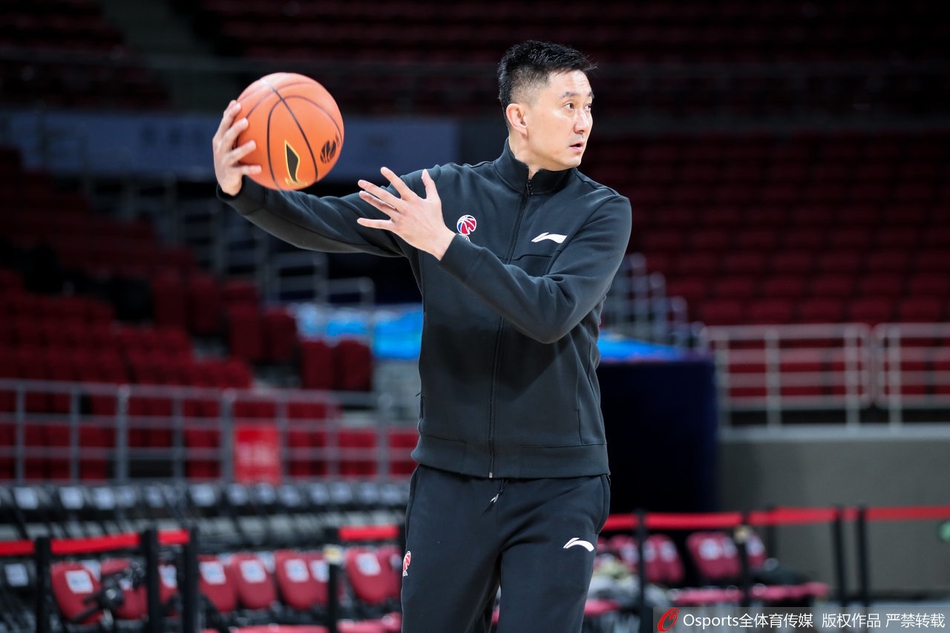 CBA第12轮前瞻:广东队赛前备战训练