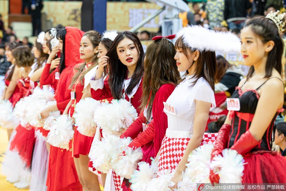 CBA第21轮:篮球宝贝热舞助力