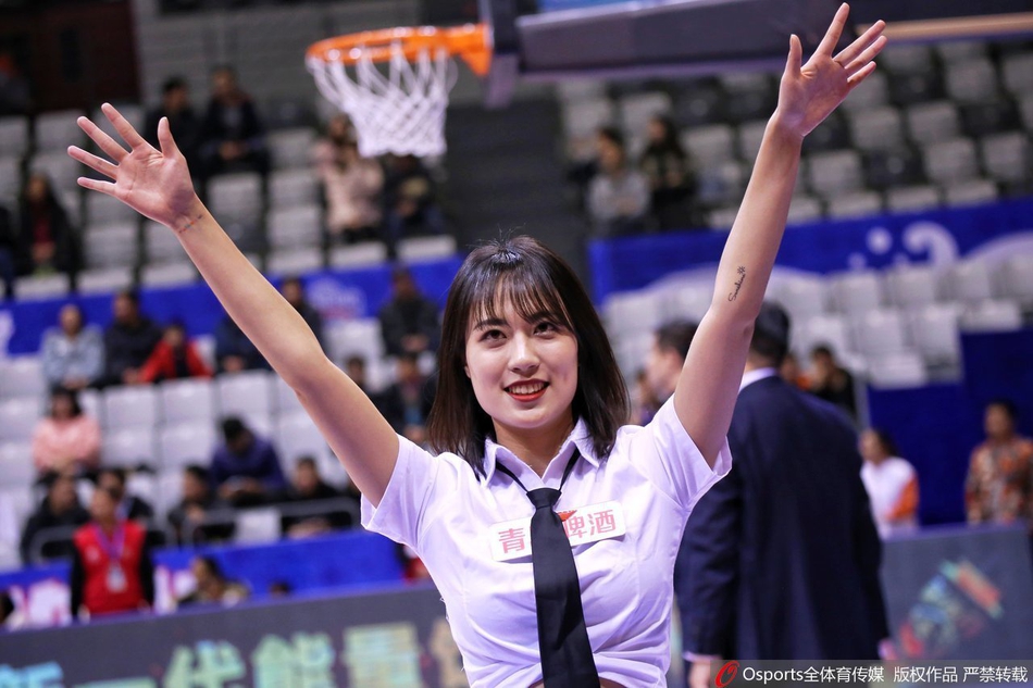 CBA第21轮:篮球宝贝热舞助力