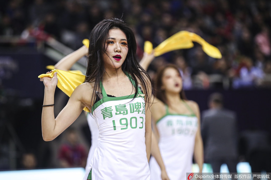 CBA第24轮:篮球宝贝性感热舞助力球队