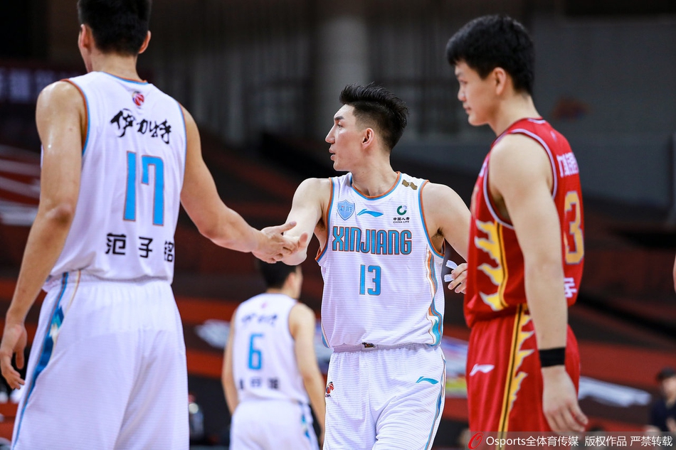 [CBA复赛]新疆106-105吉林 周琦37分