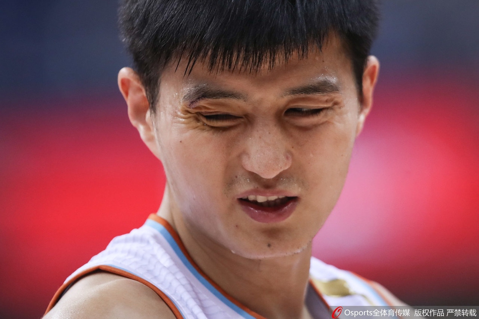 [CBA复赛]新疆106-105吉林 周琦37分