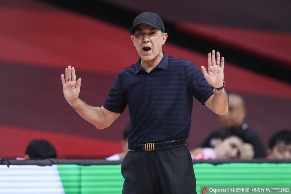 [CBA复赛]新疆106-105吉林 周琦37分