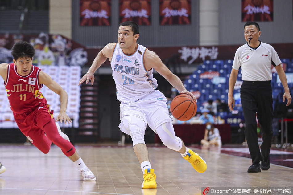 [CBA复赛]新疆106-105吉林 周琦37分