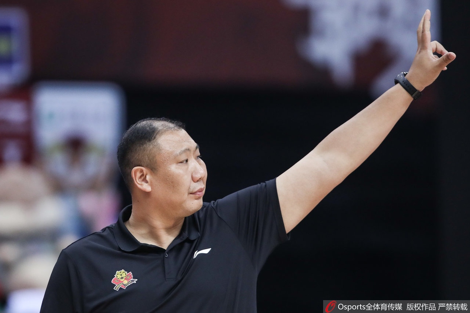 [CBA复赛]新疆106-105吉林 周琦37分