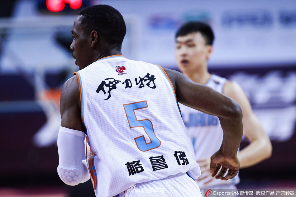 [CBA复赛]新疆104-71山西