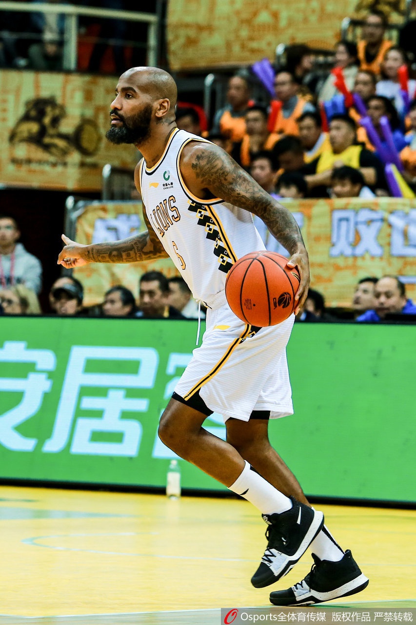 CBA第10轮:广厦VS青岛