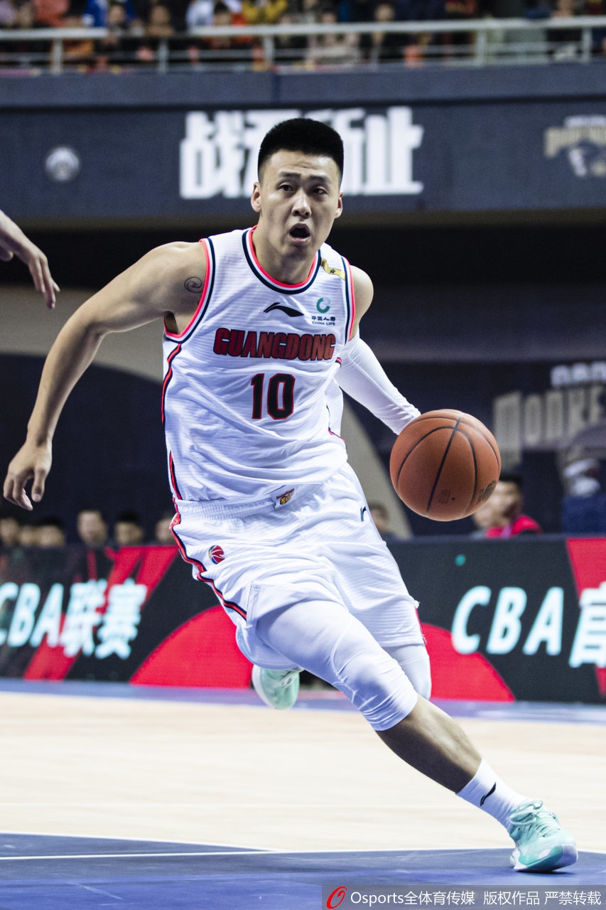CBA第10轮:同曦VS广东