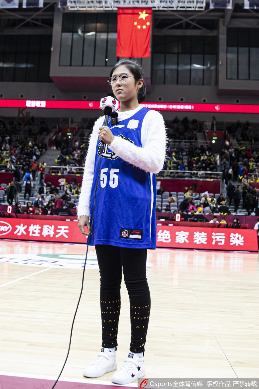 CBA第11轮:胡雪峰大女儿化身小记者采访球员