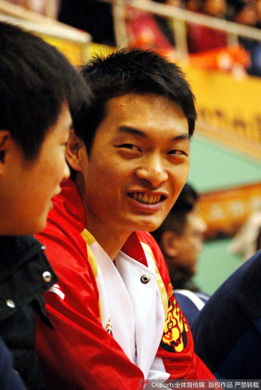 CBA球员青涩照之陈江华