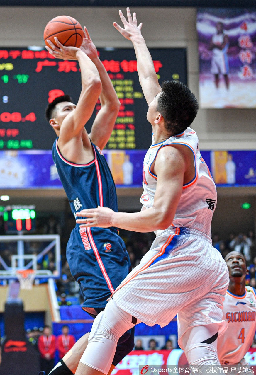 CBA第25轮:四川VS广东
