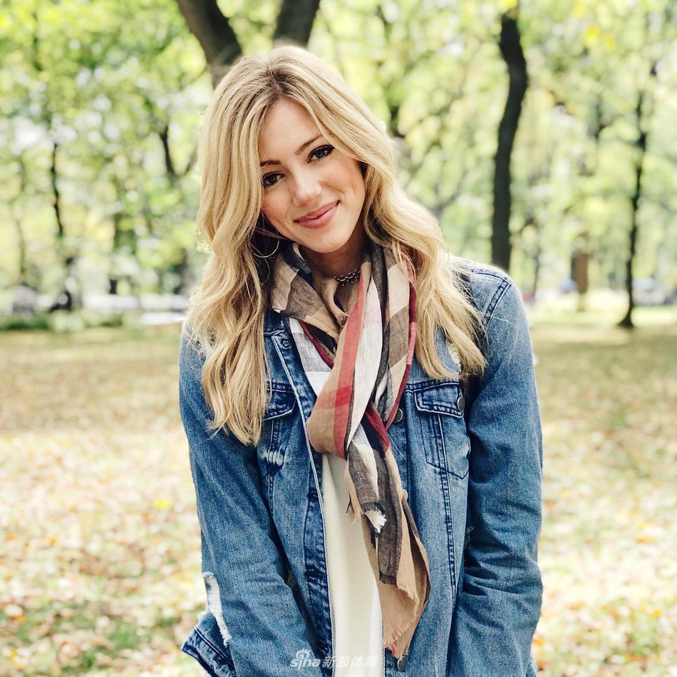 笑靥如花！霍纳塞克女儿这组写真你给几分