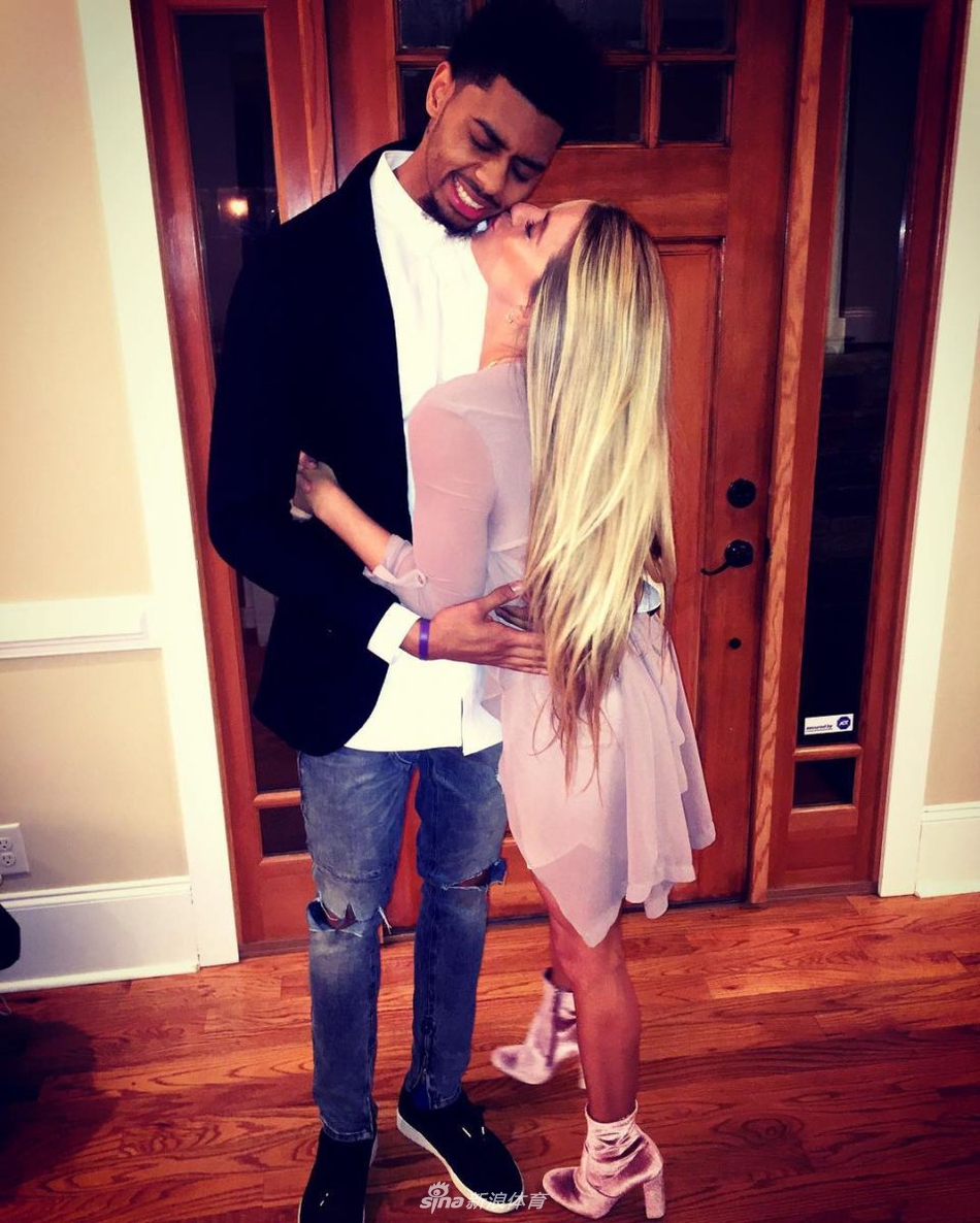 金发+大长腿！前威少小弟坐拥美艳娇娘！这颜值简直是犯罪