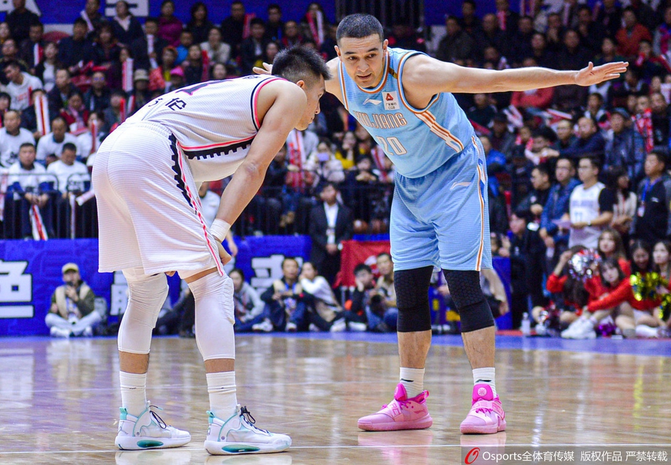 CBA第6轮:新疆VS辽宁