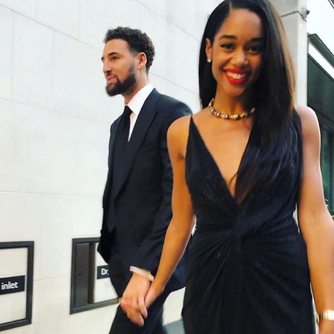 哈里尔十分开心