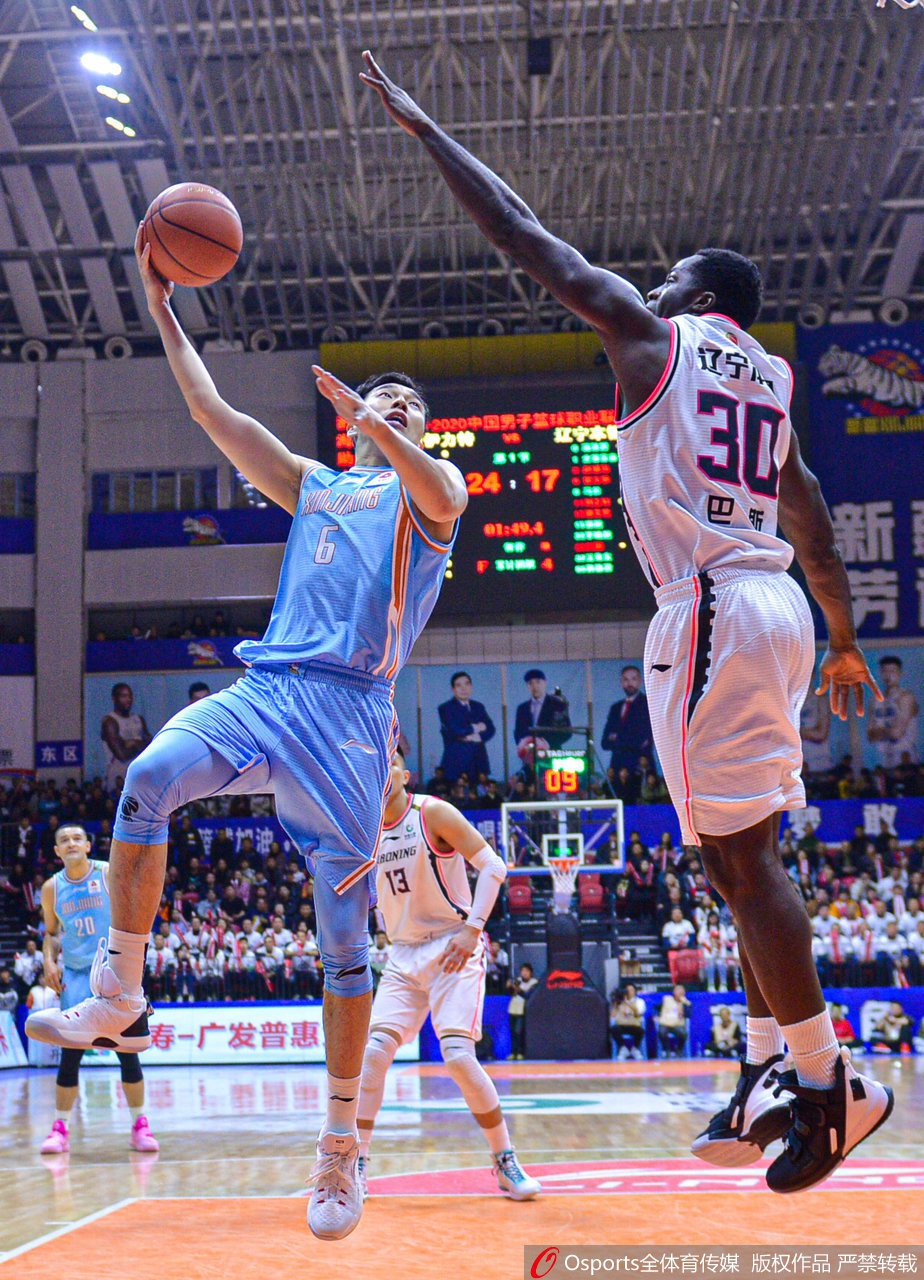 CBA第6轮:新疆VS辽宁