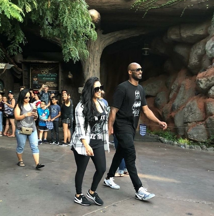 路人视角下的科比与瓦妮莎