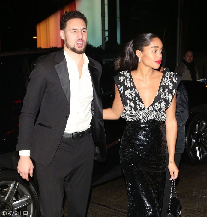 去年两人曾多次约会