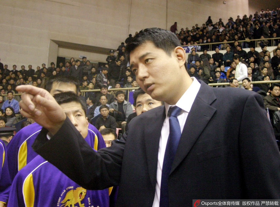 CBA青涩照之巩晓彬