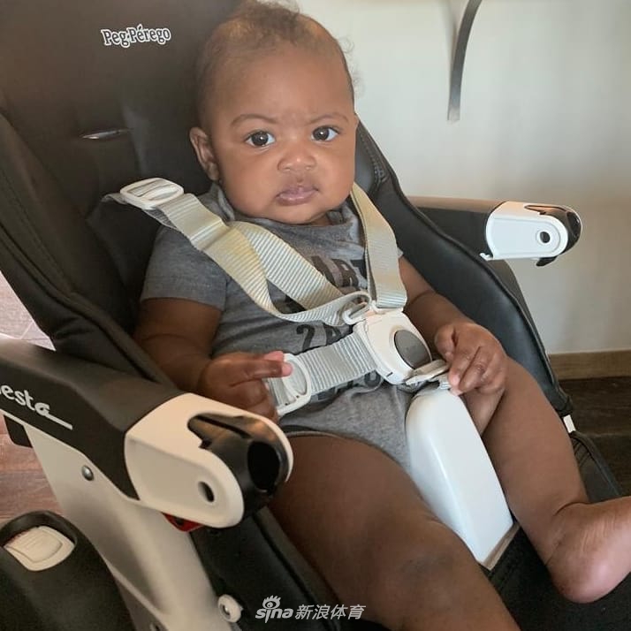 韦德最爱的詹姆斯迎来纪念日!逼王提前退役都是为了她