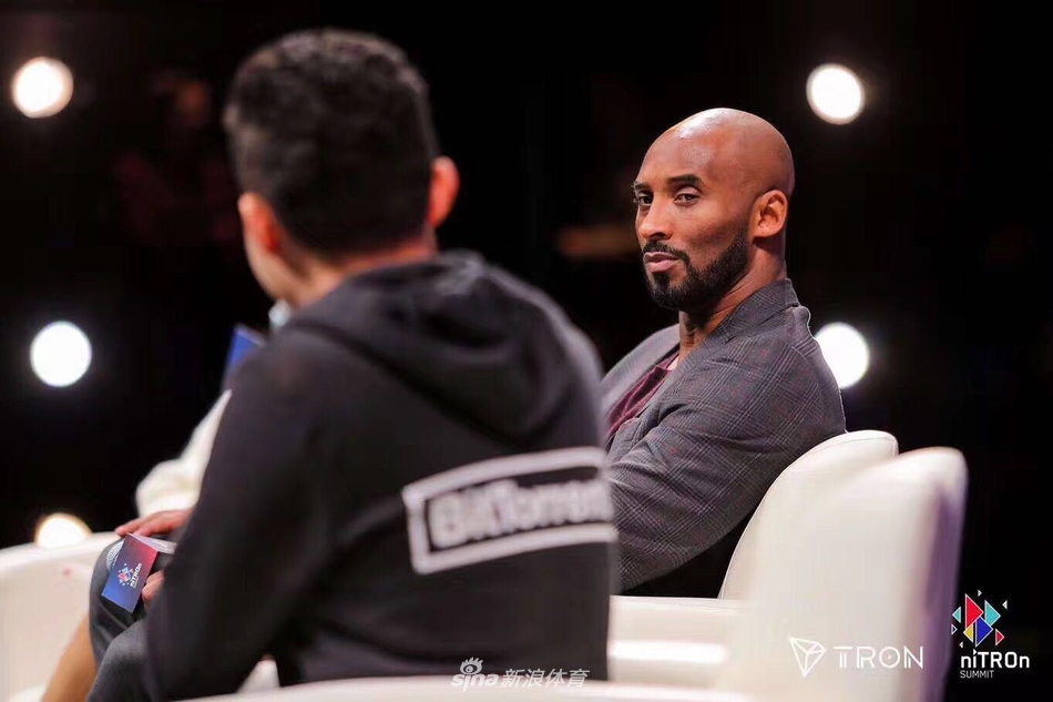 霸道总裁上线！著名CEO科比跨界访谈 身材瘦成闪电