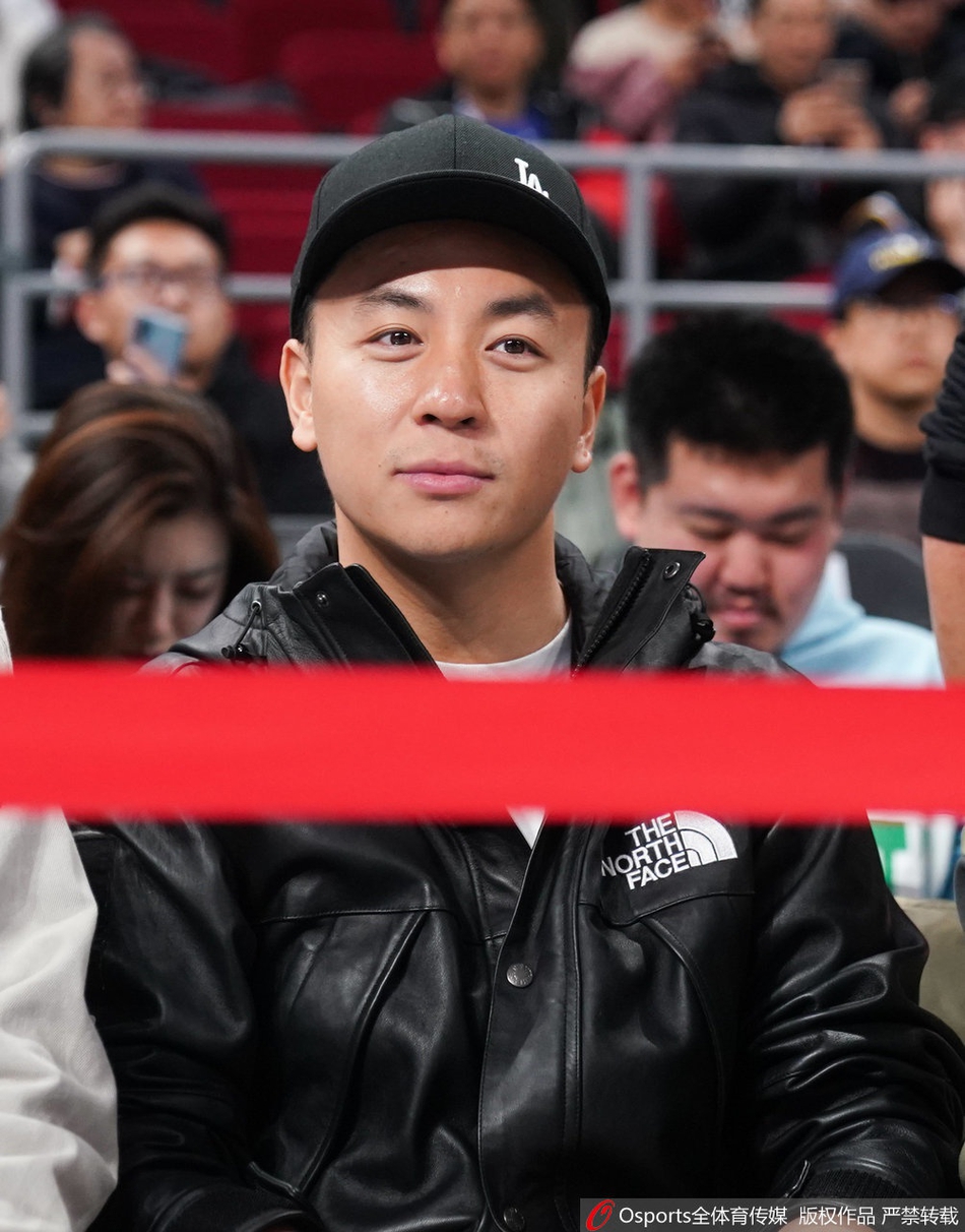 京粤大战: 众明星现场观战