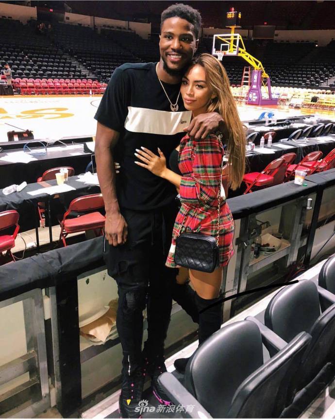 湖人终结者女友美若天仙!他这双手不只可以打篮球