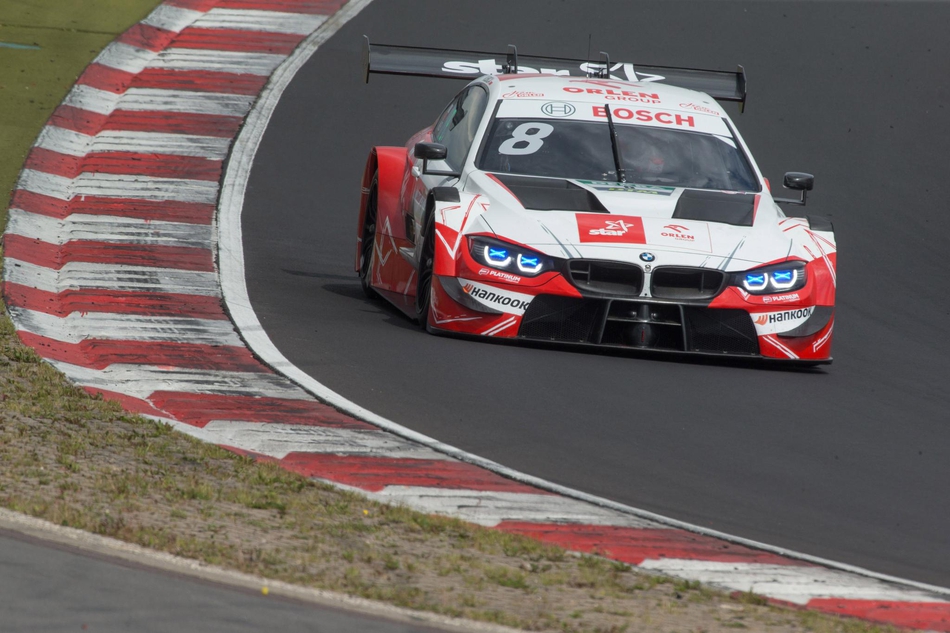 图集库比卡测试dtm宝马m4赛车