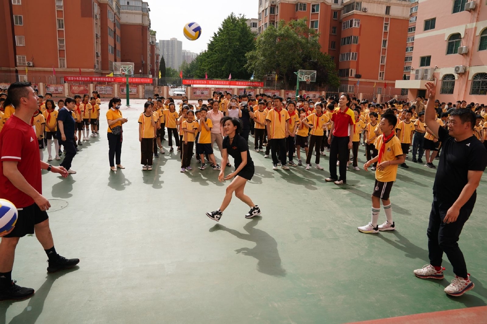 社会视角-""-水师某潜艇支队立异组训模式 厂修艇交锋三冠军