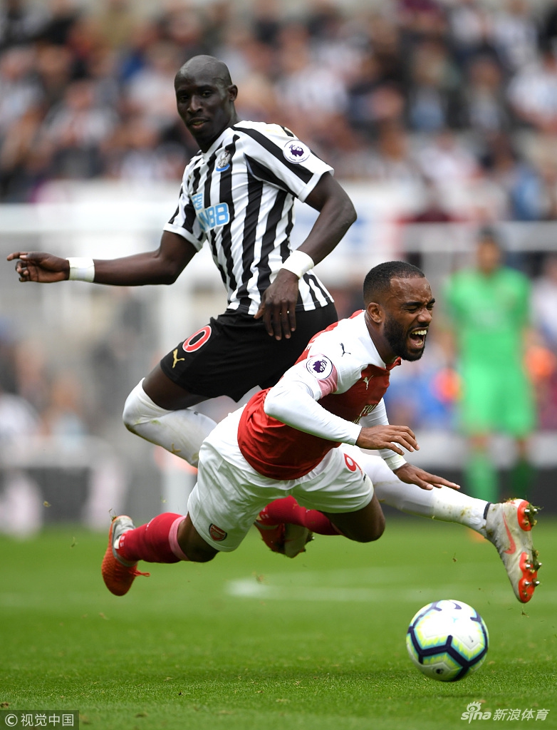 拉卡泽特被放倒