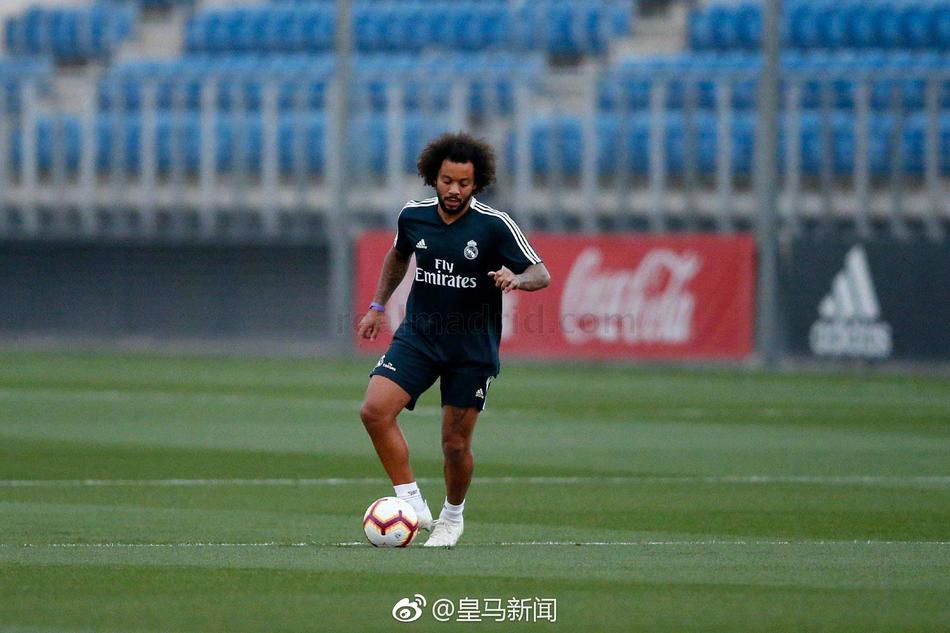 皇马训练 又见马塞洛伊斯科