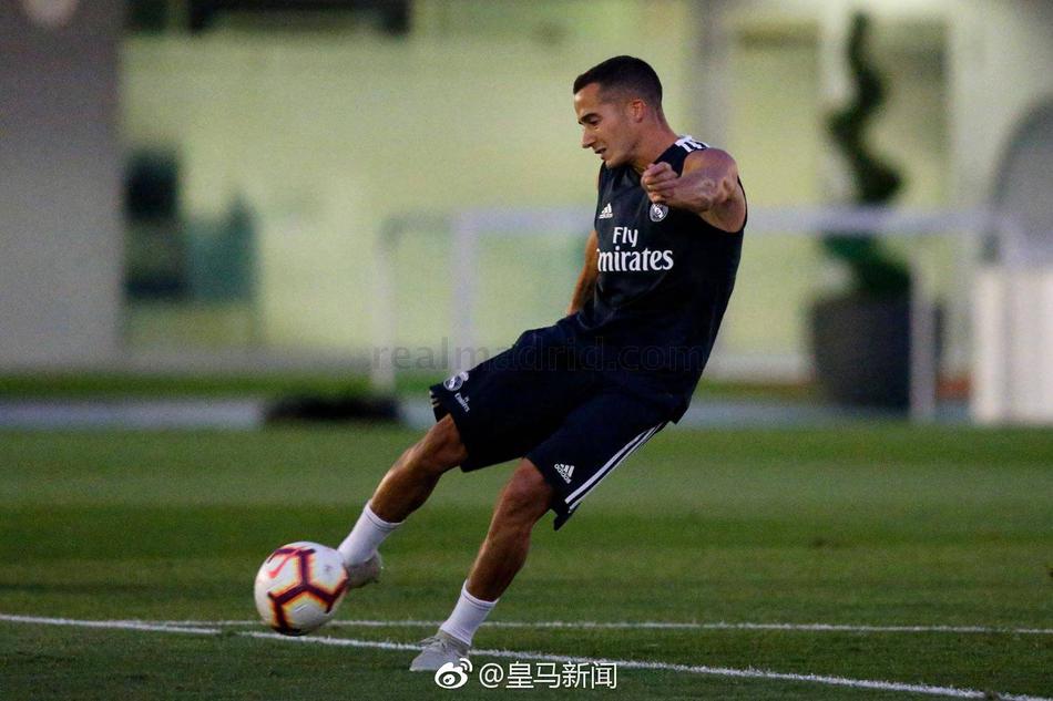 皇马训练 又见马塞洛伊斯科