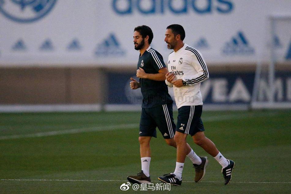 皇马训练 又见马塞洛伊斯科