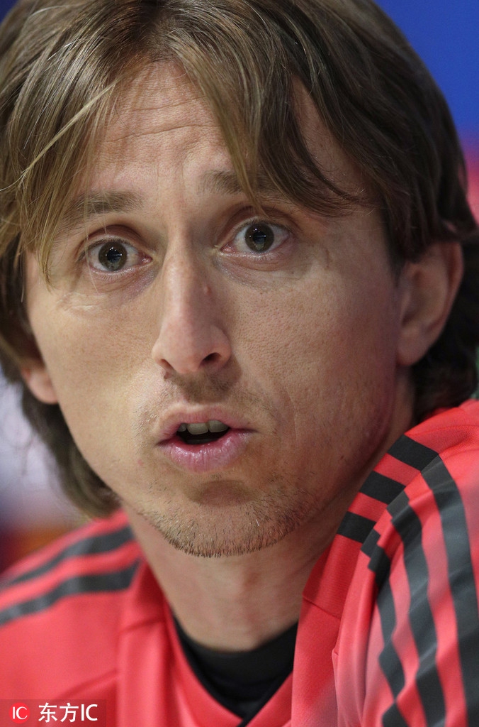 莫德里奇发布会贡献表情包