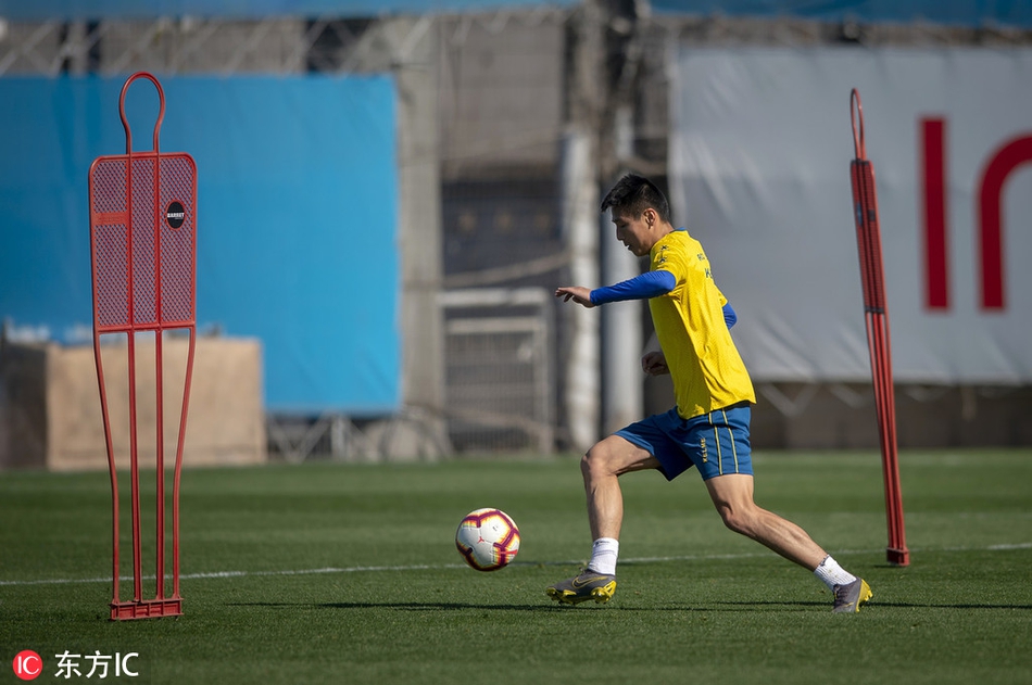 西班牙人公开训练武磊表现积极