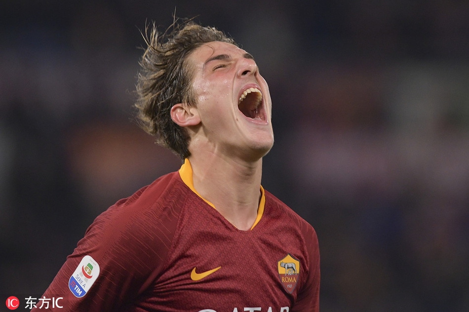 意甲妖星获处子球 头发飞起来