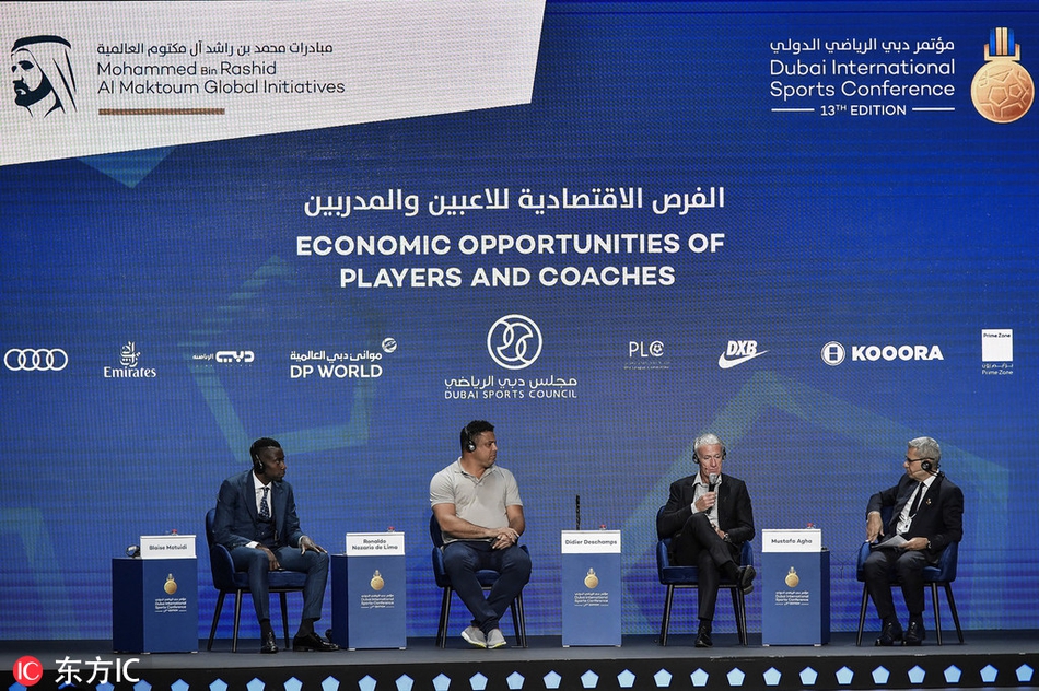 罗纳尔多加图索上活动贴面热聊