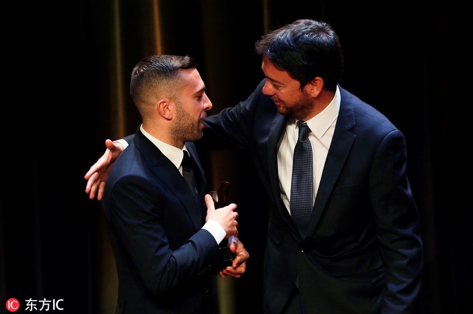 巴萨大将获加泰体育奖最佳球员