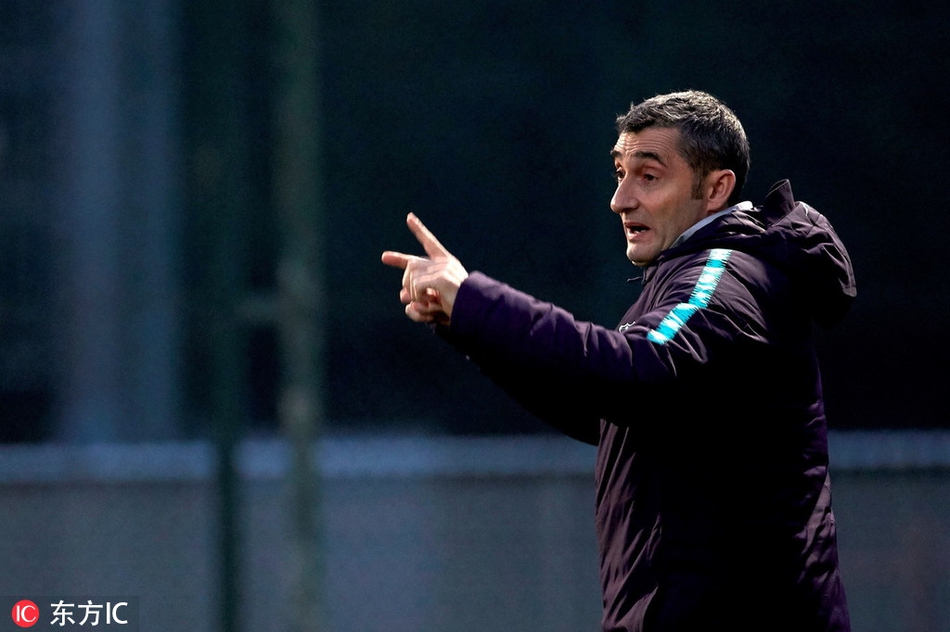 巴萨训练备战塞维利亚